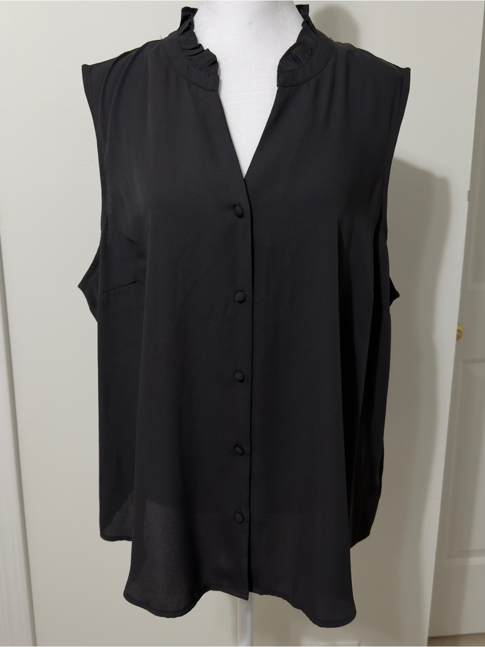 Nine West Women’s Sleeveless Blouse XXL